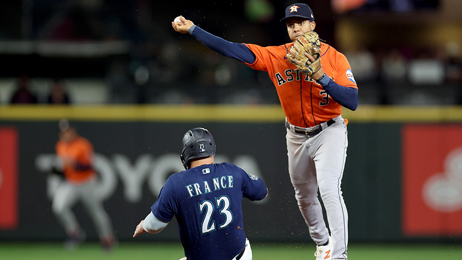 Rangers, Astros clinch playoff berths as Mariners eliminated